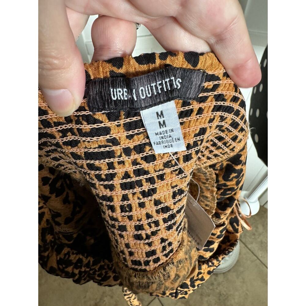 Urban Outfitters Womens Blouse Sz M Ava‎ Smocked Heart Leopard Print NEW - Picture 9 of 11